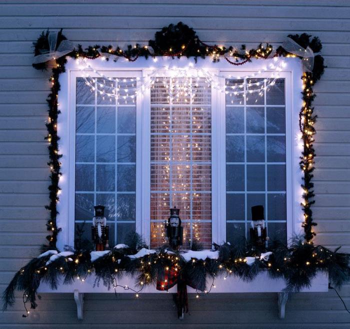 Advent windows ideas