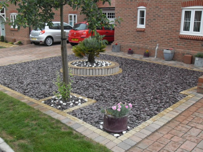 Slate front garden ideas