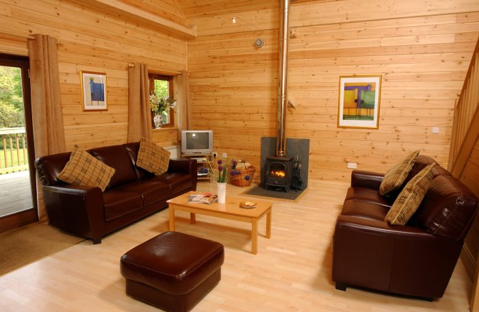 Garden log cabin interior ideas