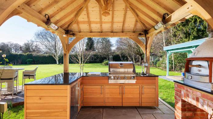 Wooden bbq shelter ideas