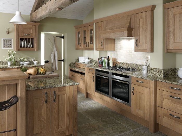 Oak kitchen ideas