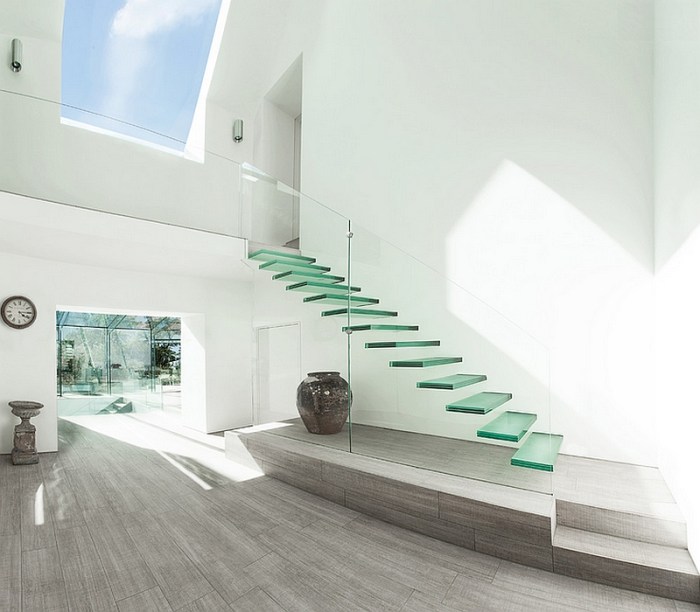 Glass staircase ideas