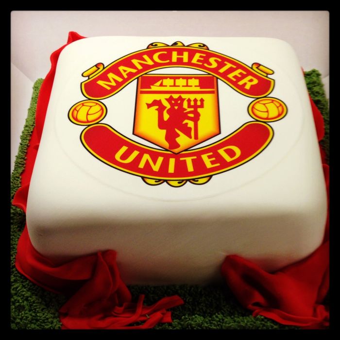 Man united cake ideas